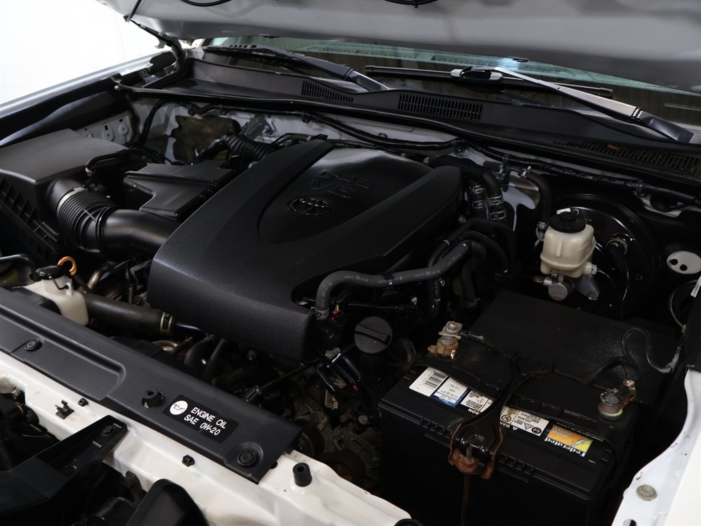 2018 Toyota Tacoma SR5 Access Cab V6 4x4 photo 29