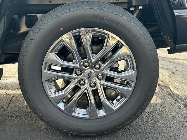 2025 Ford F-150 Lariat photo 38