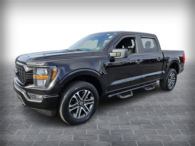 2023 Ford F-150 XL photo 3