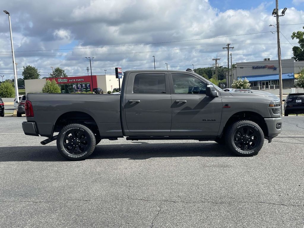 2025 Ram 2500 Laramie photo 8