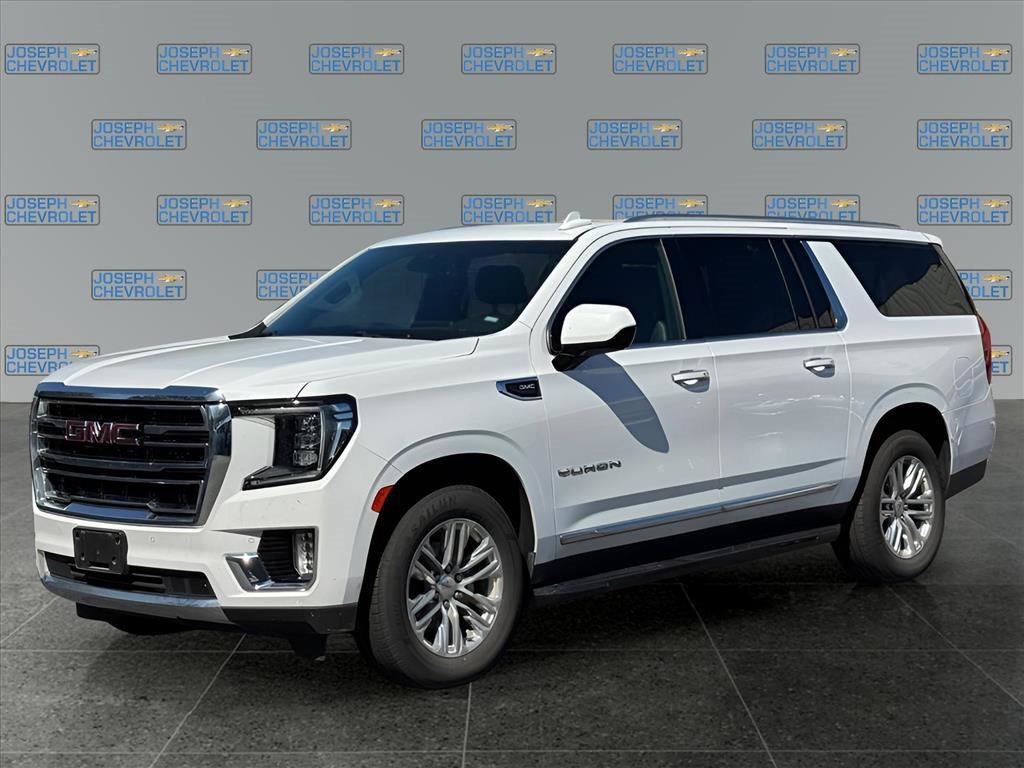 2023 GMC Yukon XL SLT's photo