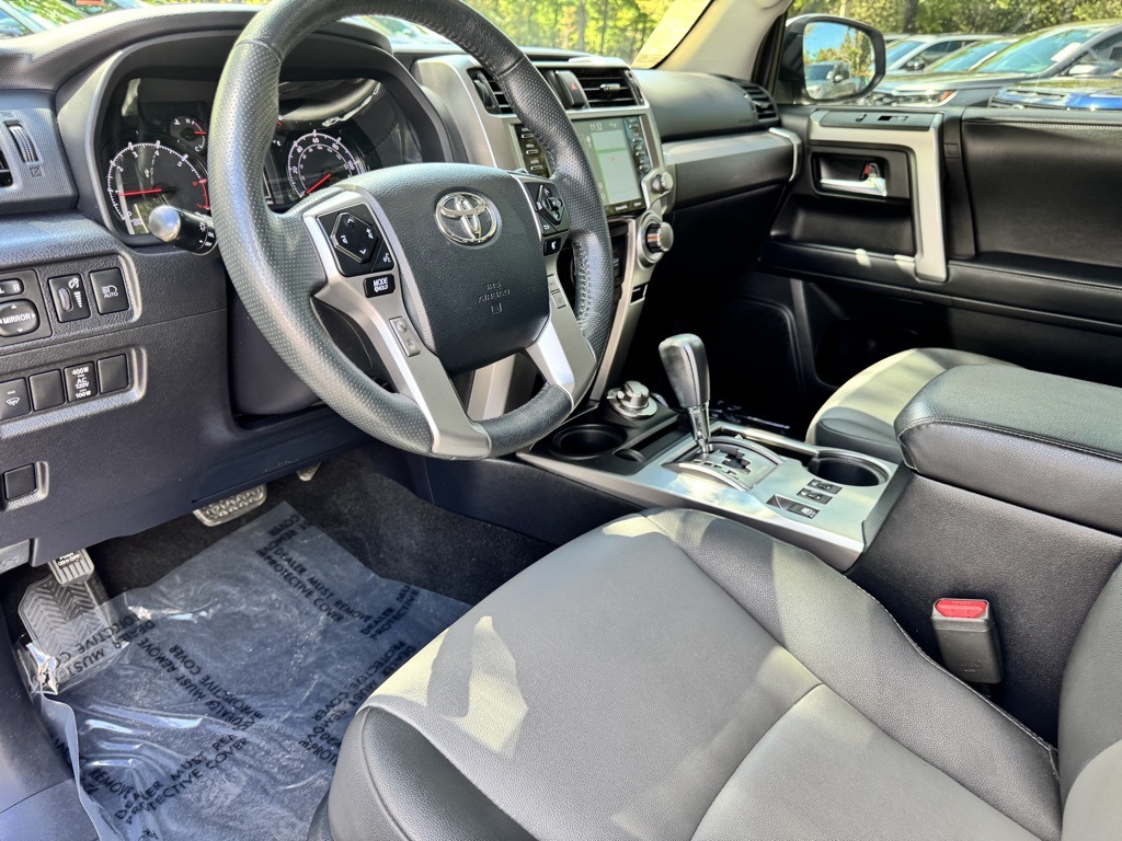 2021 Toyota 4Runner SR5 Premium photo 18