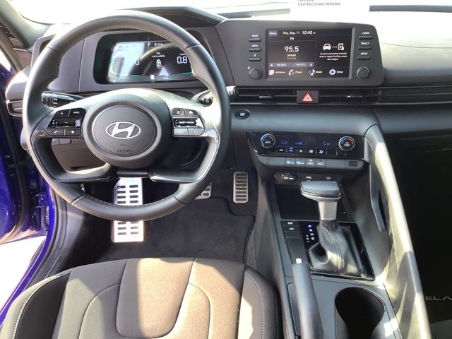 2025 Hyundai Elantra SEL Sport photo 11