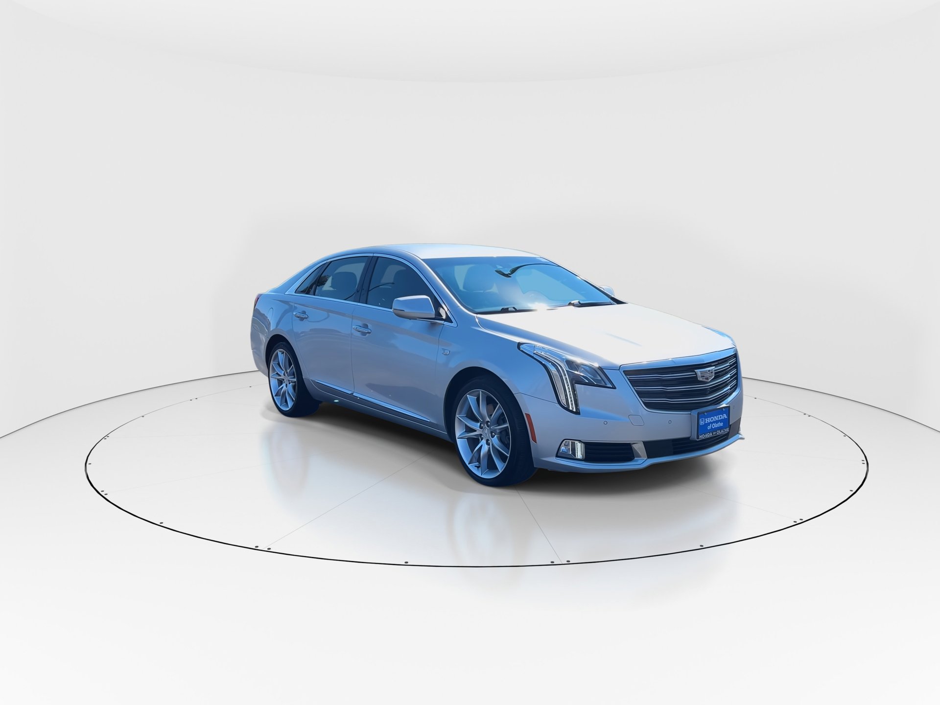 Used 2019 Cadillac XTS Premium Luxury with VIN 2G61R5S30K9145520 for sale in Kansas City