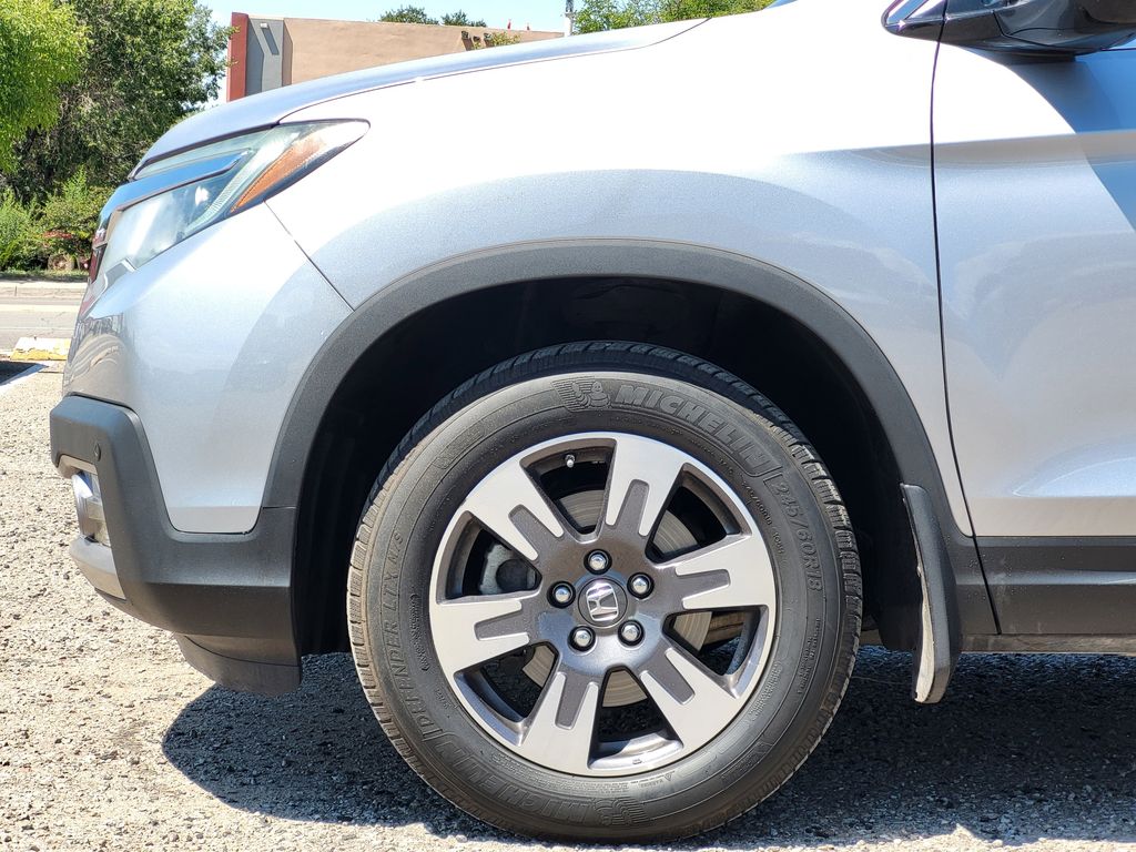 2019 Honda Ridgeline RTL-E photo 9