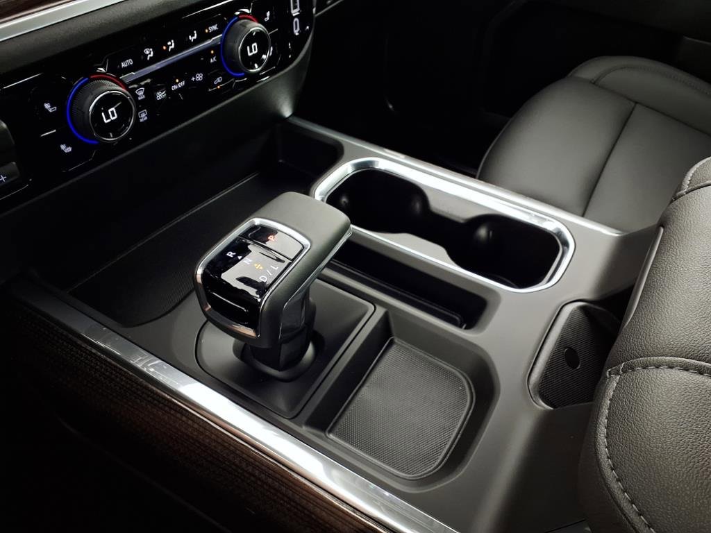 2025 Chevrolet Silverado 1500 LT photo 11