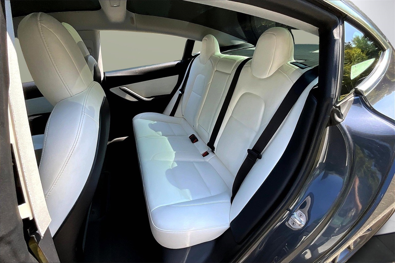 2020 Tesla Model 3 Long Range photo 20