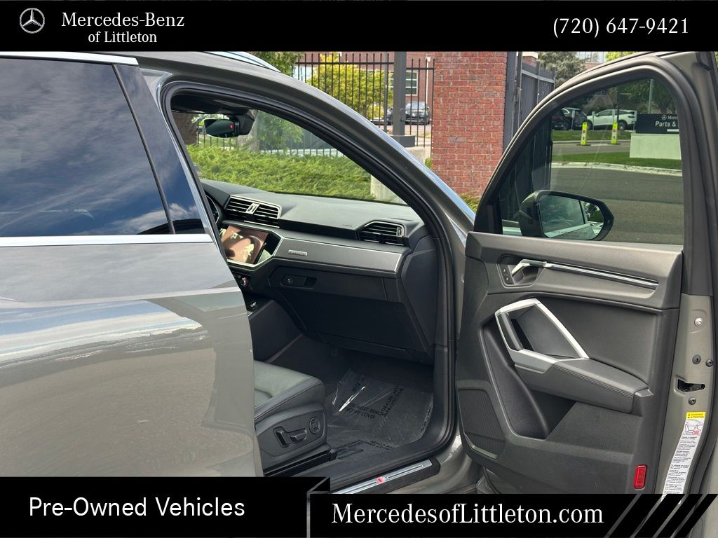 2021 Audi Q3 S line Premium Plus photo 23