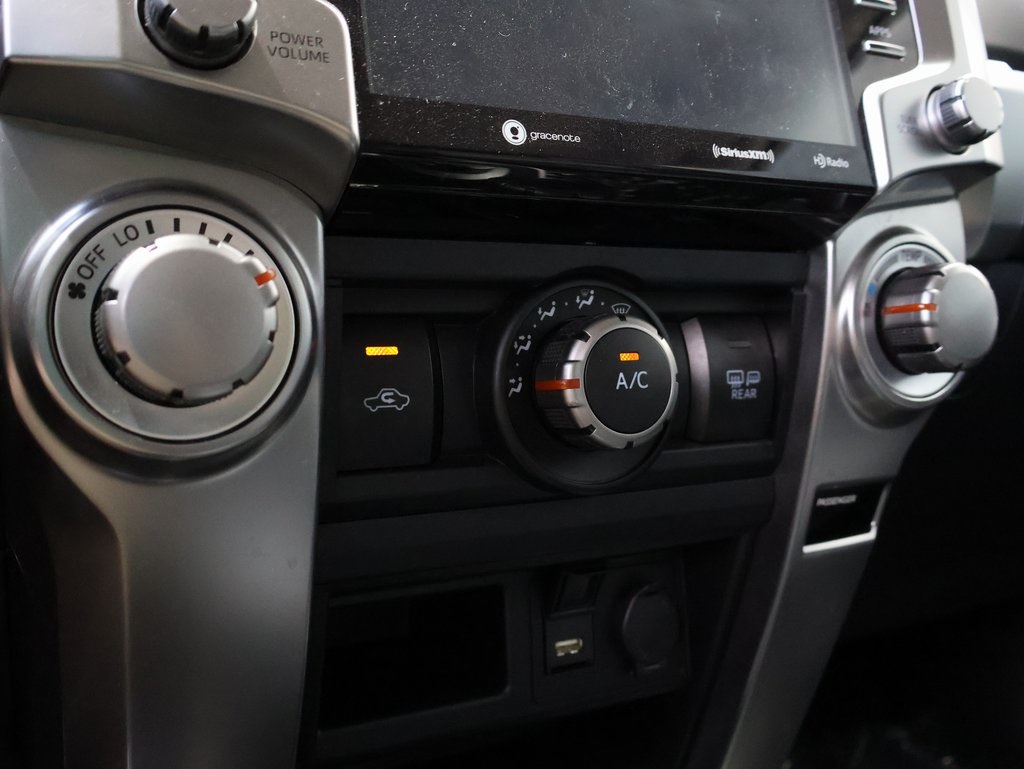 2024 Toyota 4Runner SR5 Premium photo 34