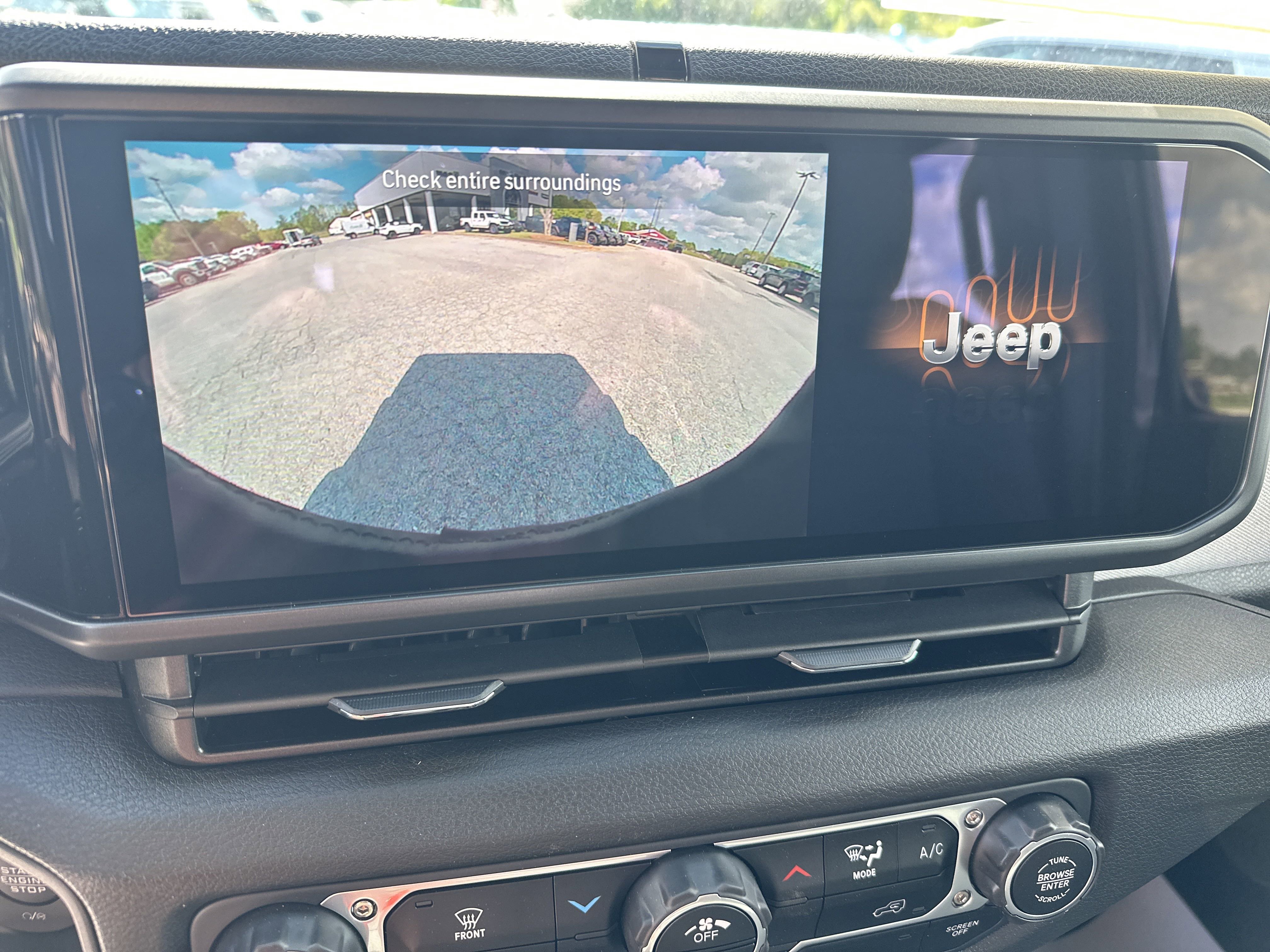 2025 Jeep Wrangler Sport photo 11