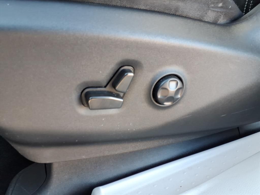 2022 CHRYSLER PACIFICA - Image 22