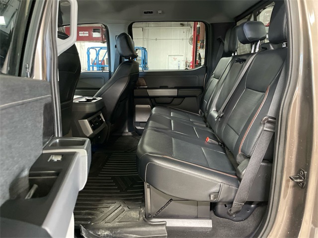 2023 Ford F-350 photo 20