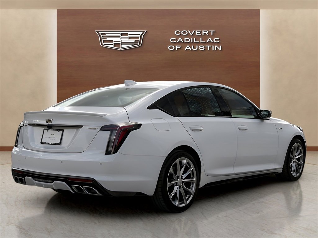 2023 Cadillac CT5 V photo 4