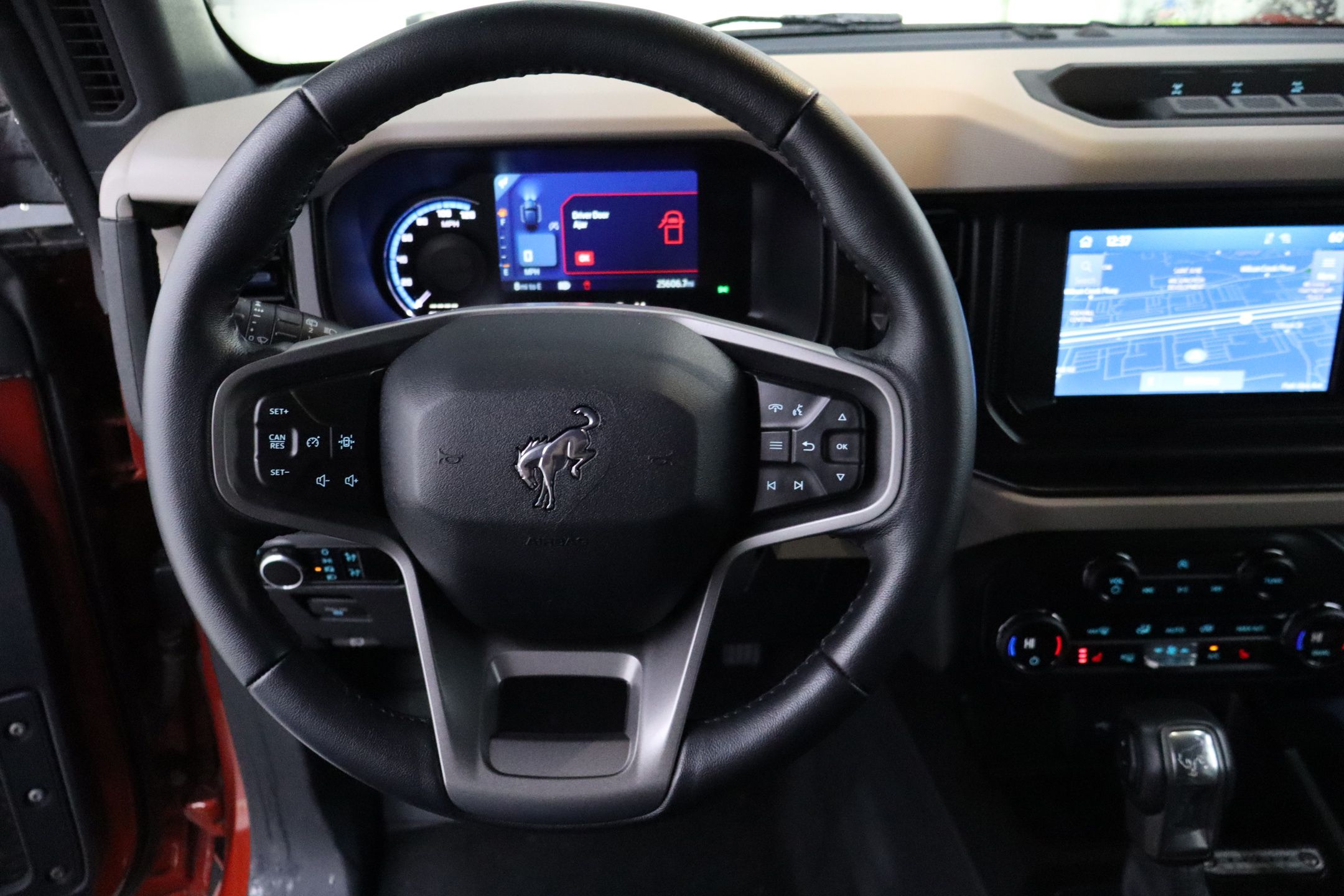 2023 Ford Bronco Wildtrak photo 15