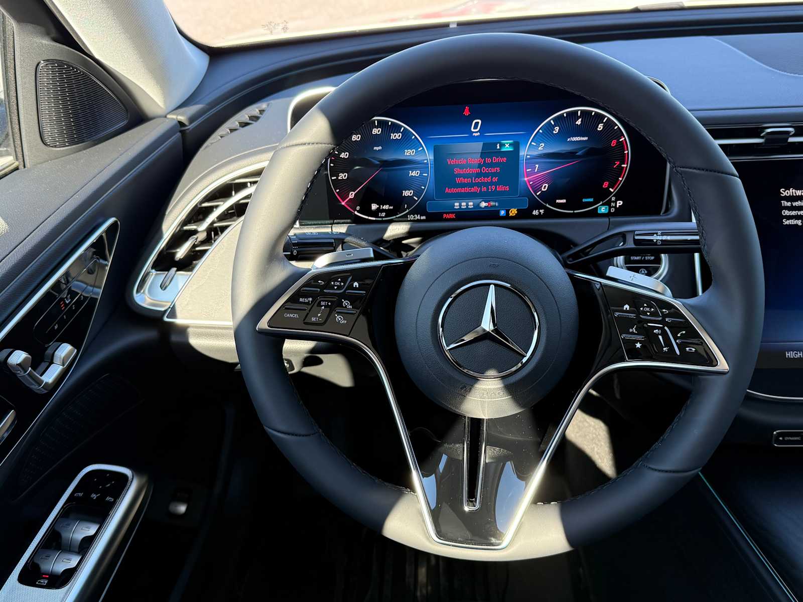 2025 Mercedes-Benz E-Class E350 - Photo 13