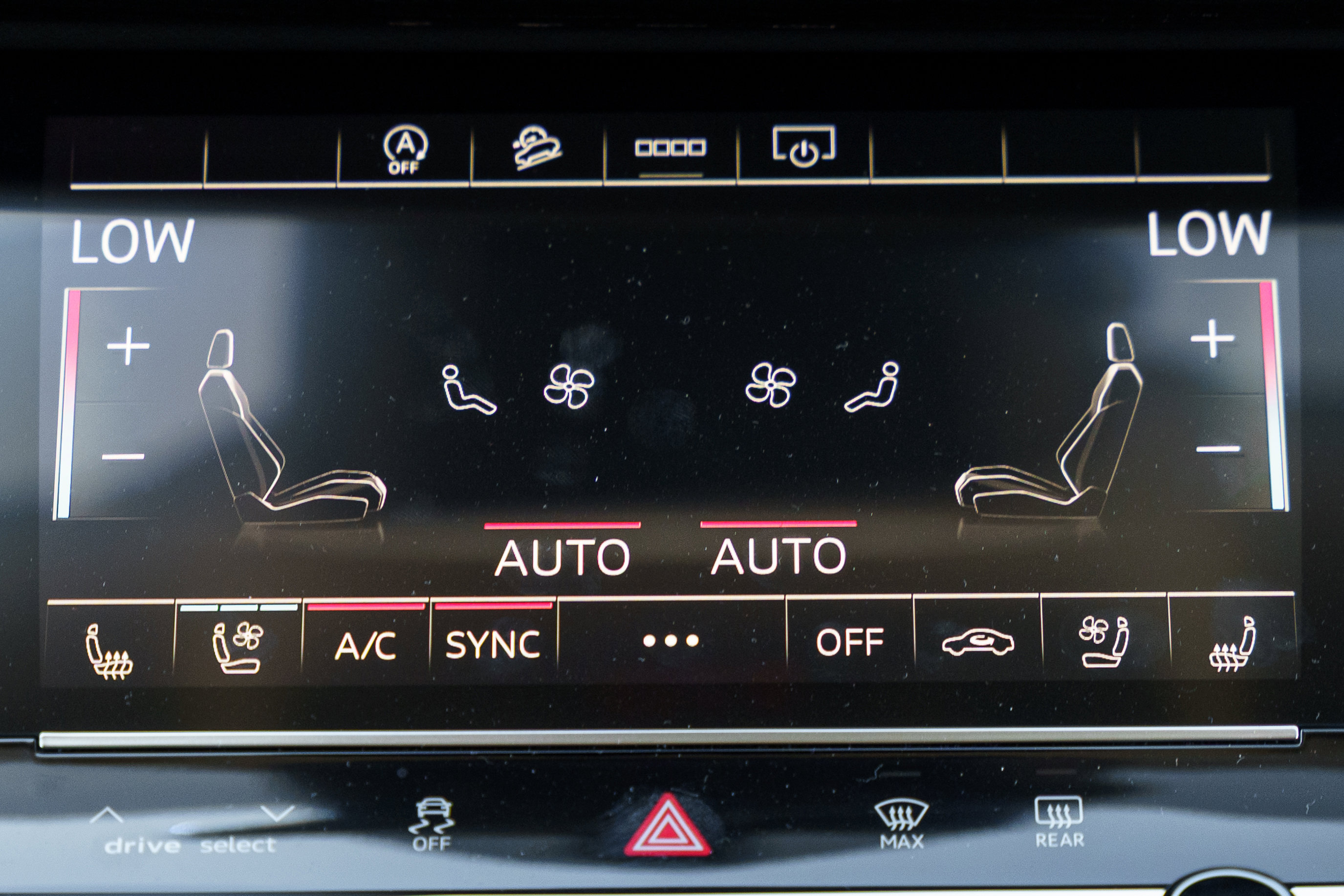 2025 Audi Q8 55 Premium Plus photo 10