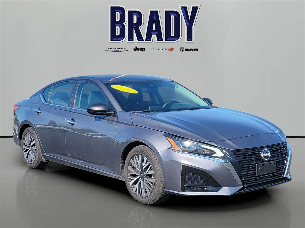 2024 Nissan Altima SV