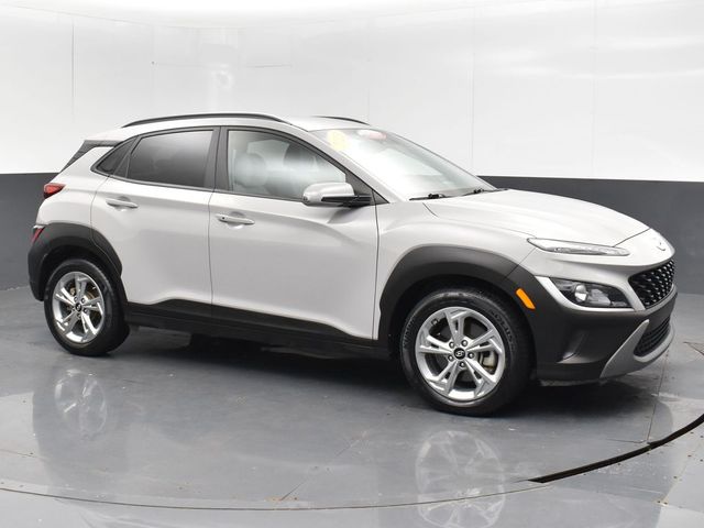 2023 Hyundai Kona SEL photo 3
