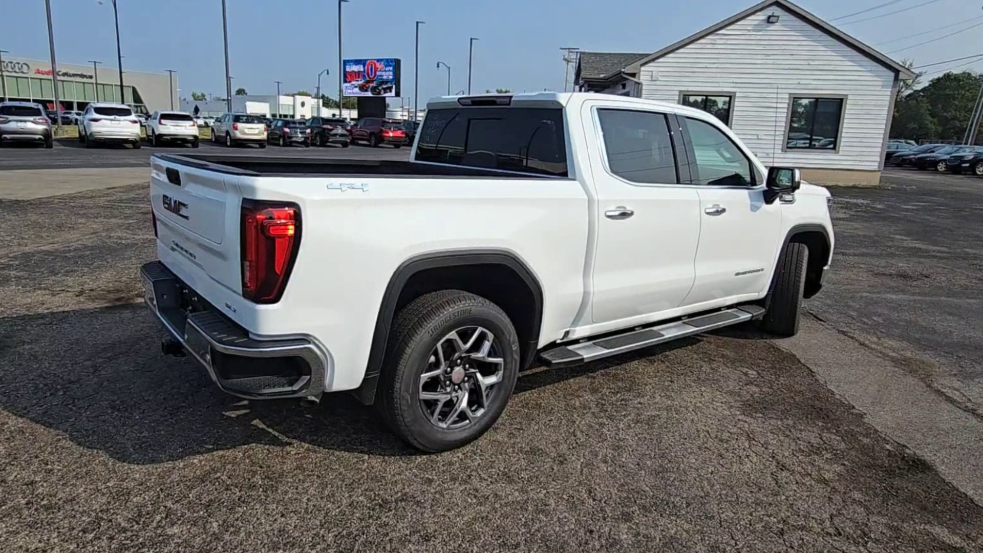 2025 Gmc Sierra SLT photo 44