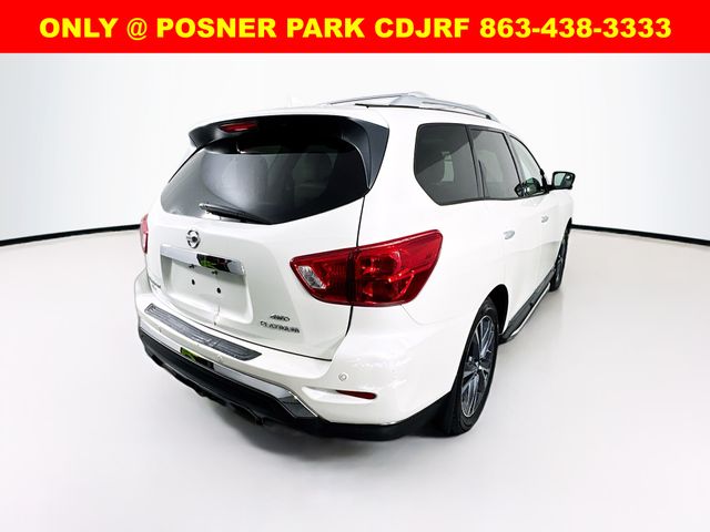2019 Nissan Pathfinder Platinum photo 4