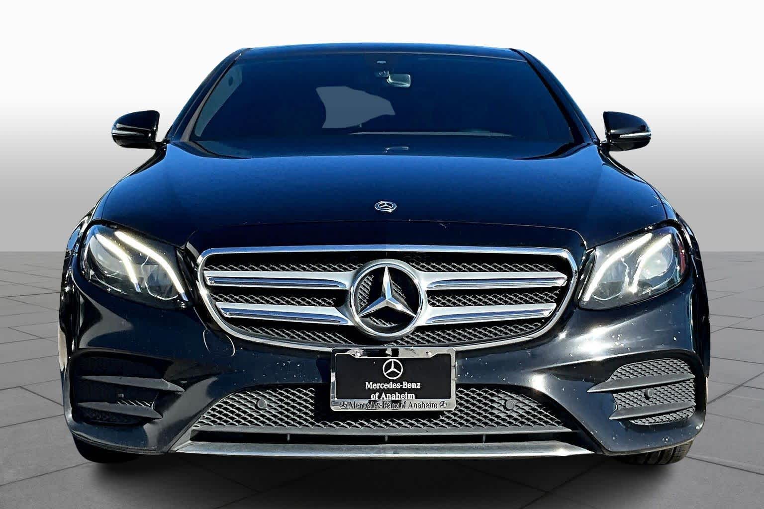 2018 Mercedes Benz E 300 photo 3