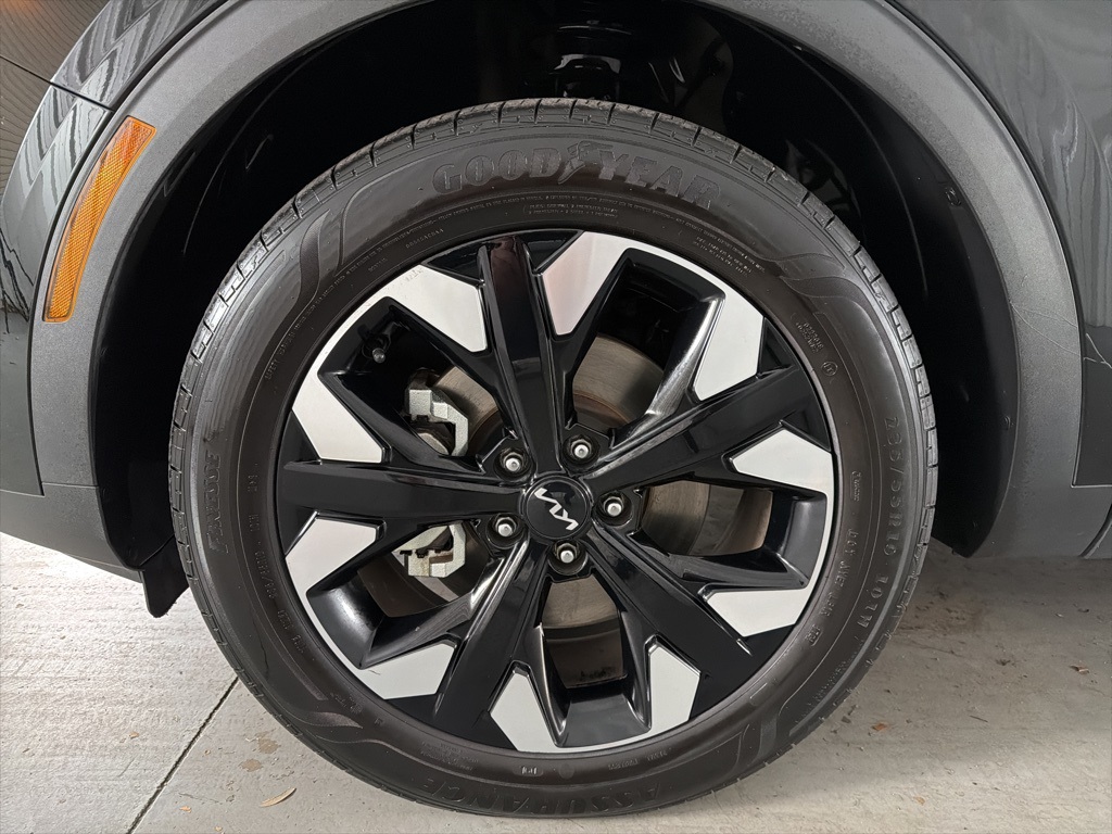 2023 Kia Sportage X-Line photo 4