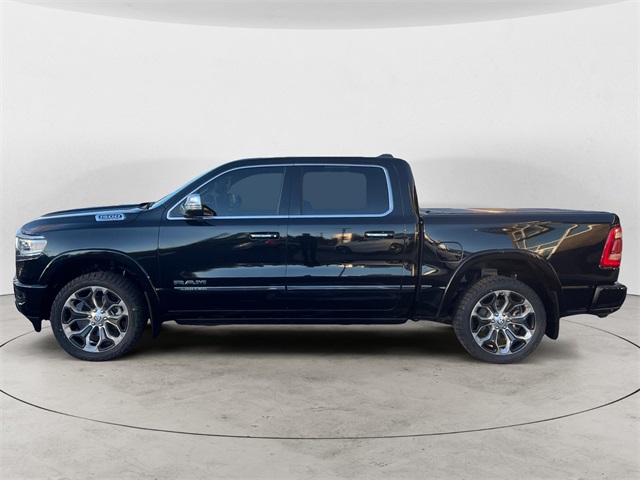 2022 Ram 1500 Limited photo 2
