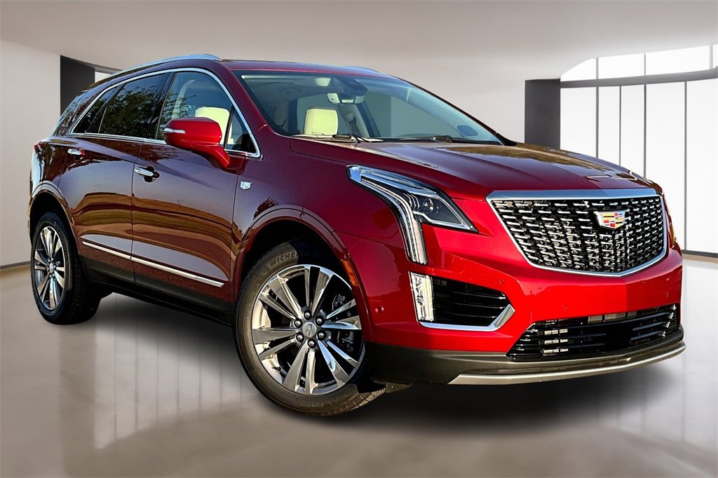 2025 Cadillac XT5 Premium Luxury photo 2