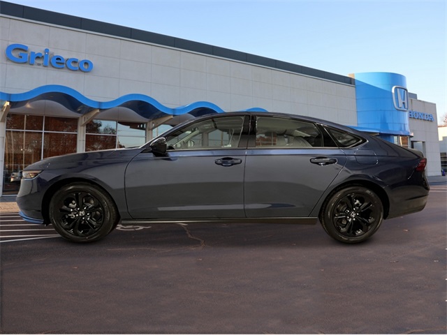 2025 Honda Accord SE photo 2