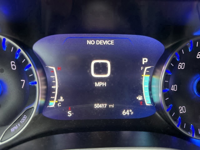 2024 Chrysler Pacifica Touring L photo 7