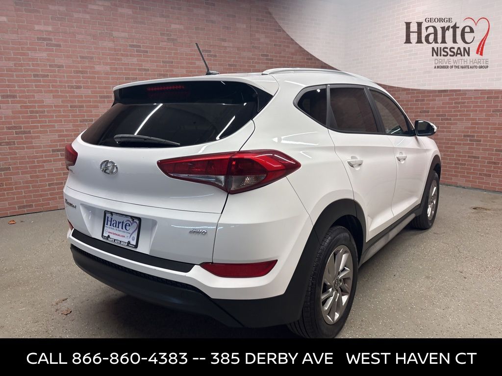 2017 Hyundai Tucson SE photo 4