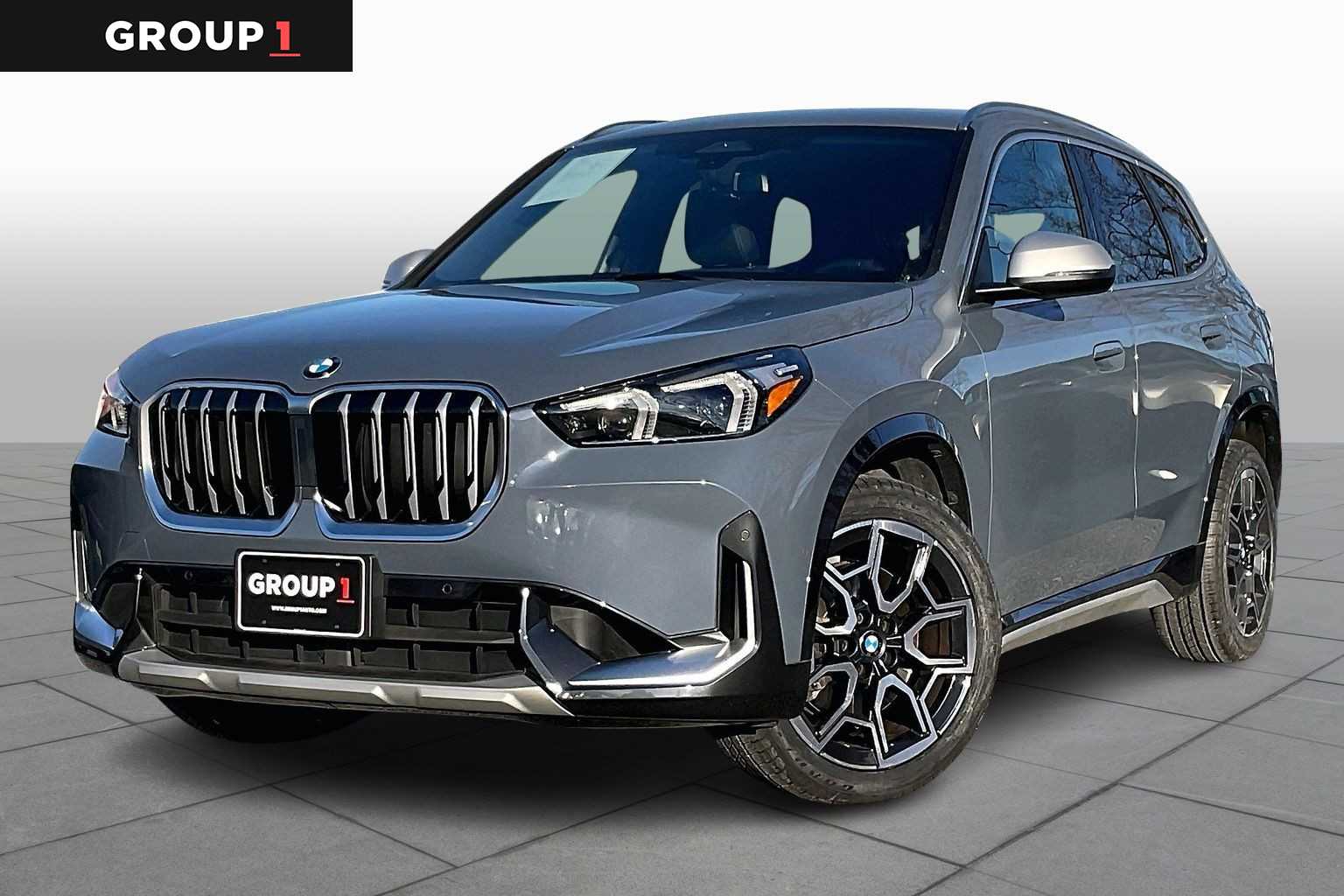 2023 BMW X1 28i's photo