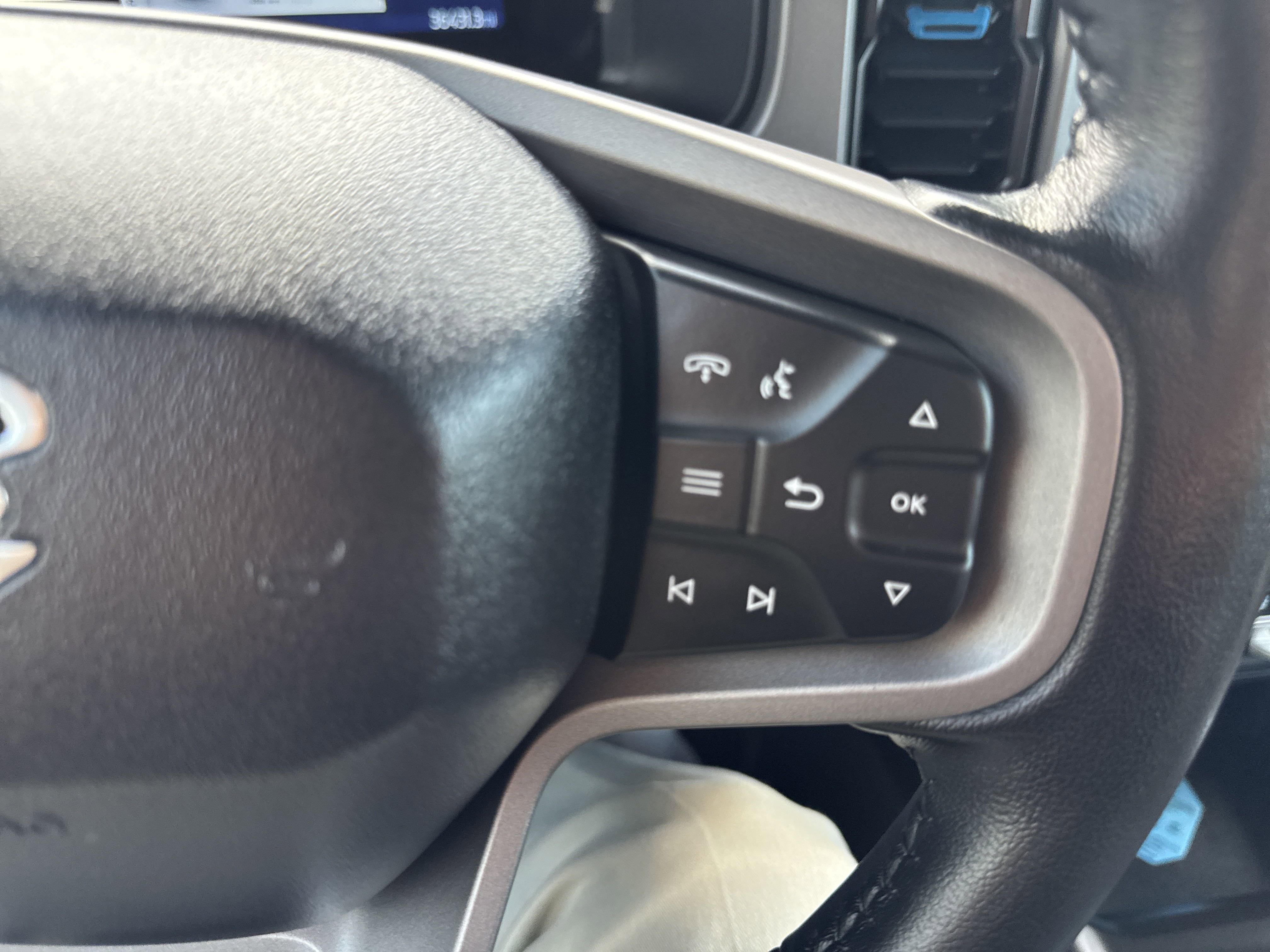 2023 Ford Bronco Outer Banks photo 16