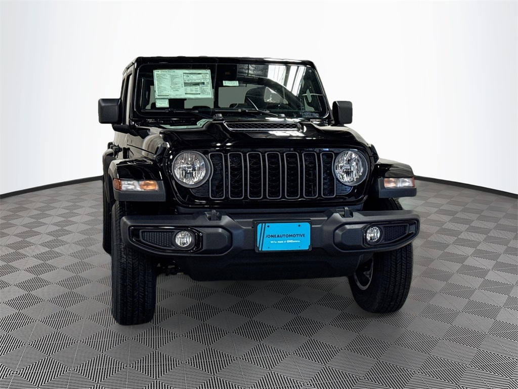2025 Jeep Gladiator Sport S photo 3