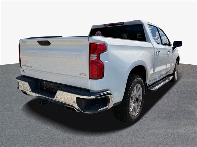 2019 Chevrolet Silverado 1500 LTZ photo 3