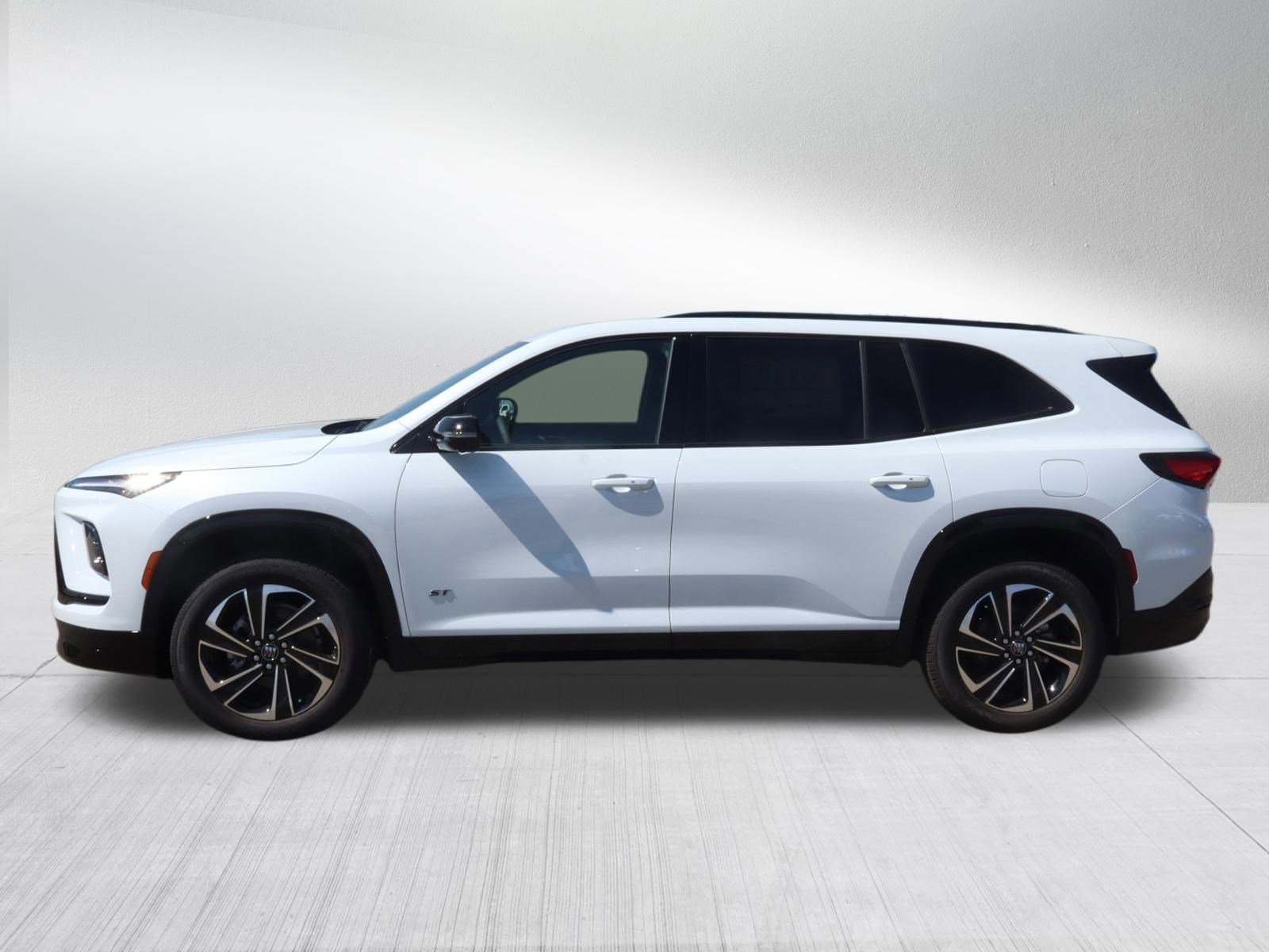 2026 Buick Enclave Sport Touring photo 4