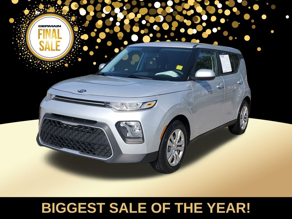 2021 Kia Soul LX's photo