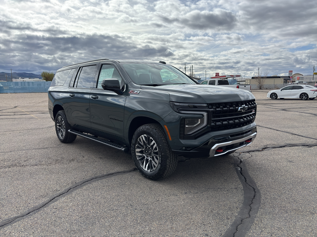 2026 Chevrolet Suburban Z71 photo 4