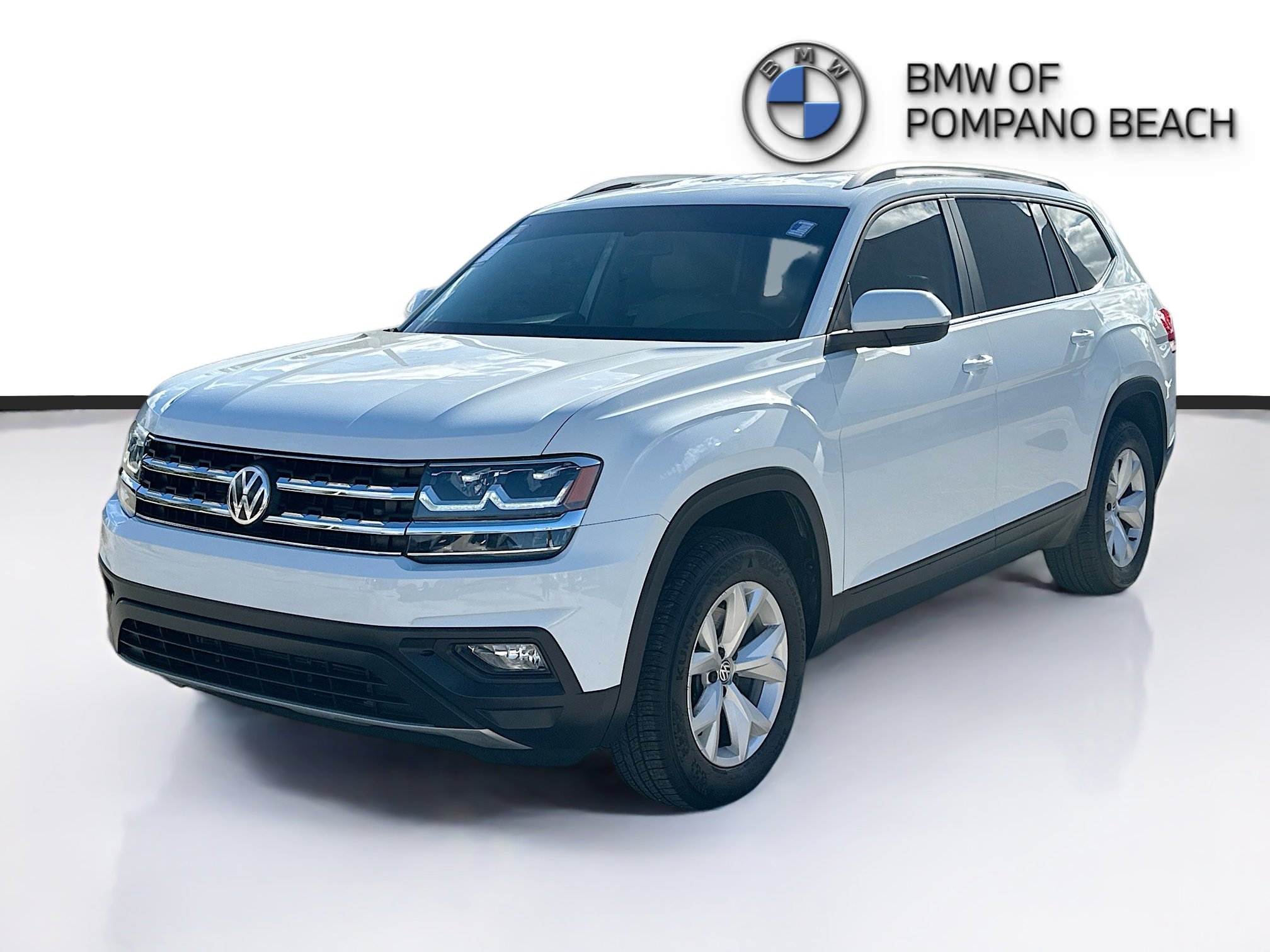 2019 Volkswagen Atlas V6 SE photo 2