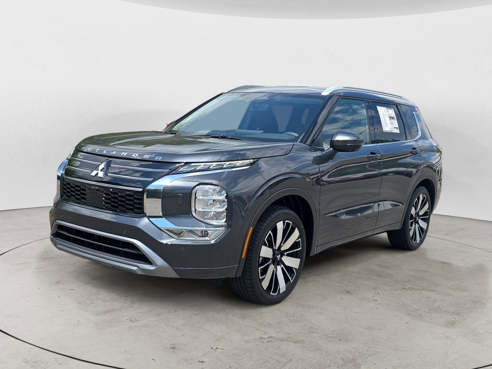 2025 Mitsubishi Outlander SEL photo 4