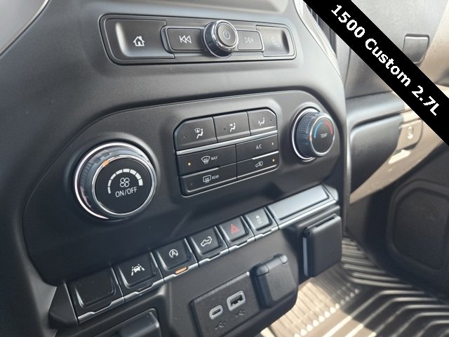 2024 Chevrolet Silverado 1500 Custom photo 17