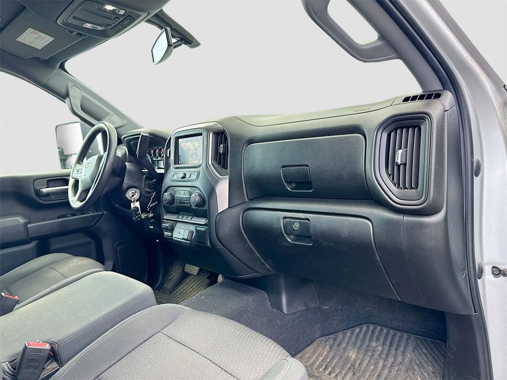 2020 Chevrolet Silverado 2500HD Custom photo 28