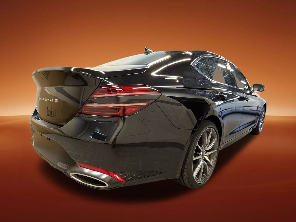 2025 Genesis G70 2.5T Sport Prestige photo 3
