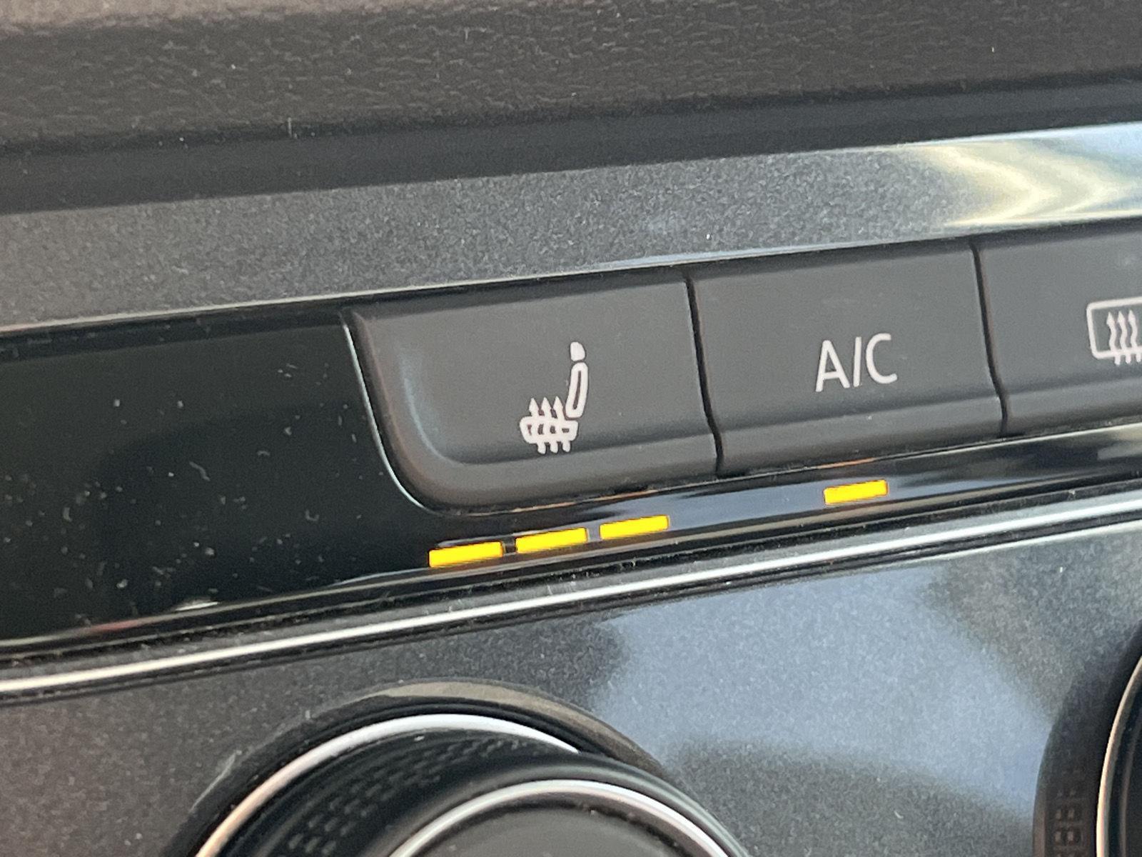 2022 Volkswagen Tiguan S photo 16