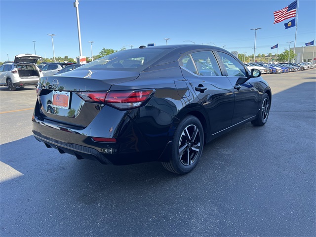 2025 Nissan Sentra SV photo 5