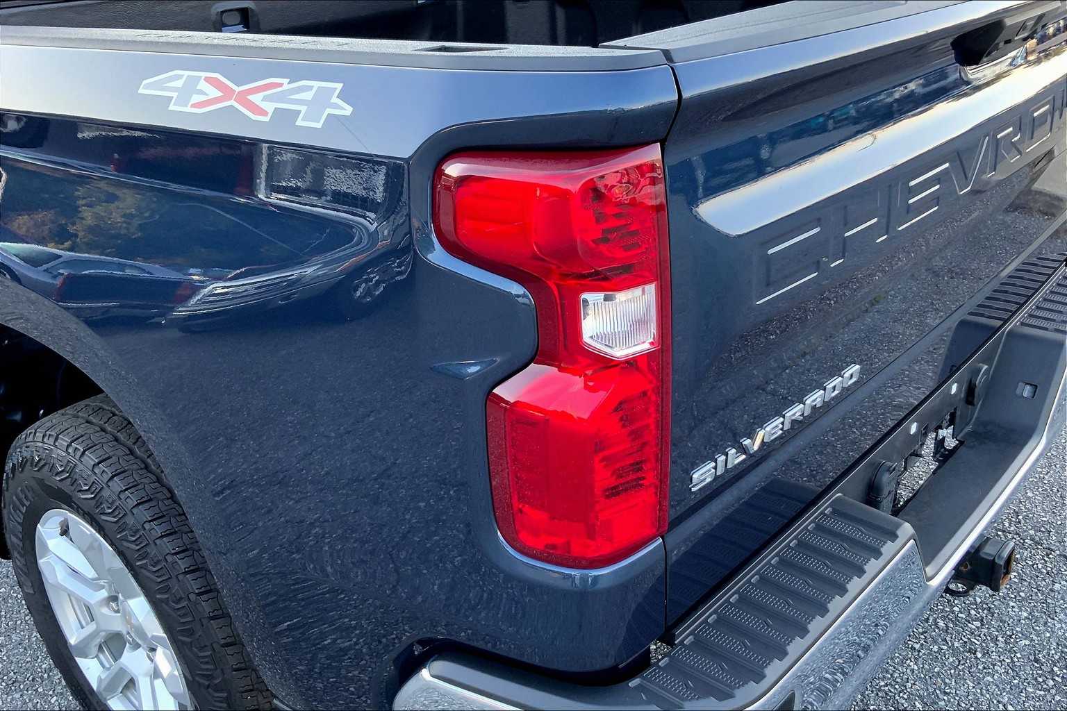 2023 Chevrolet Silverado 1500 LT photo 26