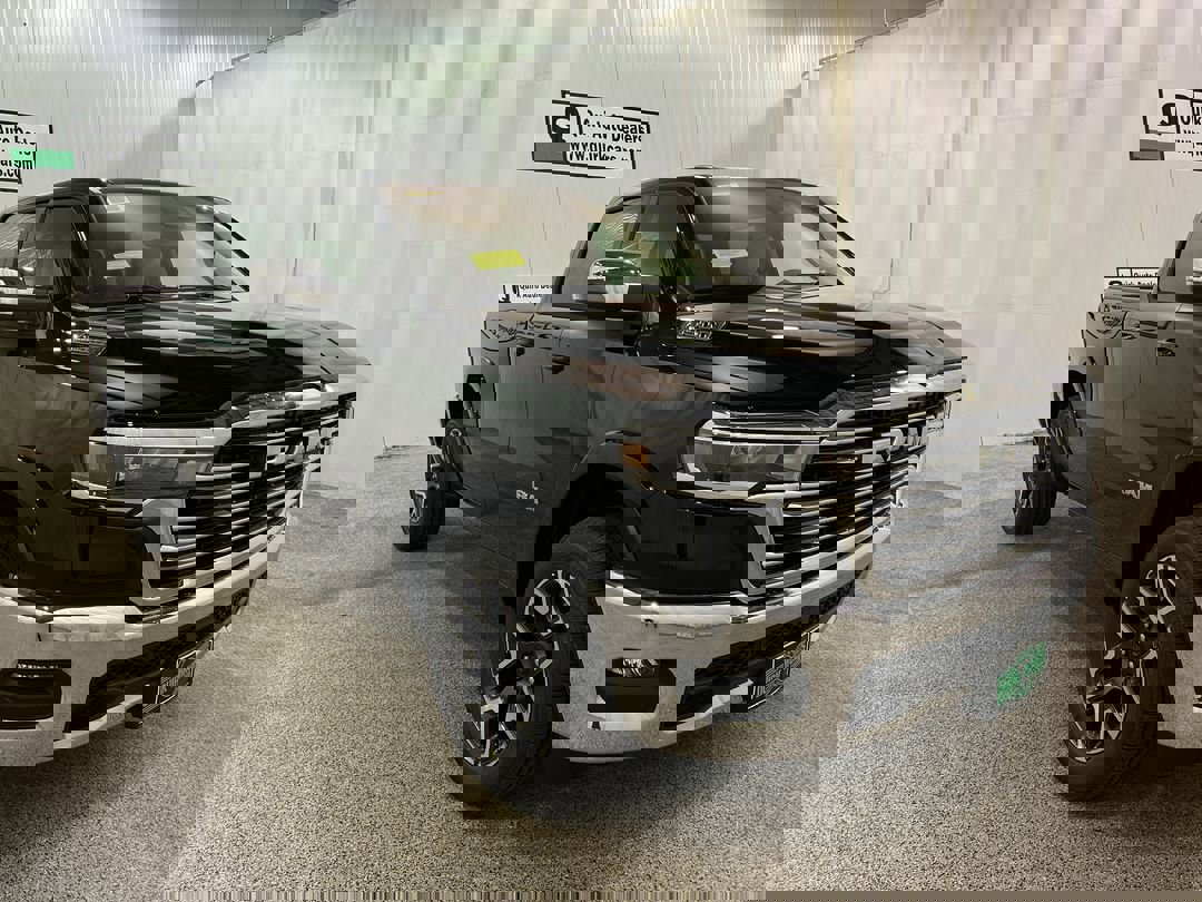 2026 RAM Ram 1500 Pickup Laramie's photo