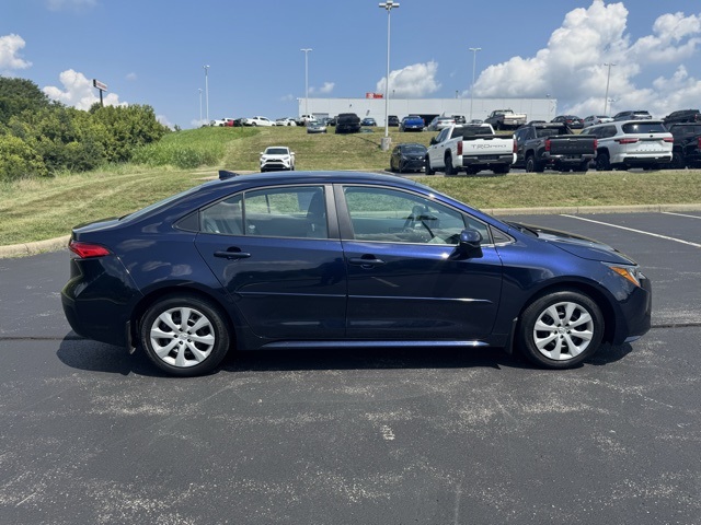 Used 2024 Toyota Corolla LE with VIN 5YFB4MDE4RP081453 for sale in Northfield, Minnesota