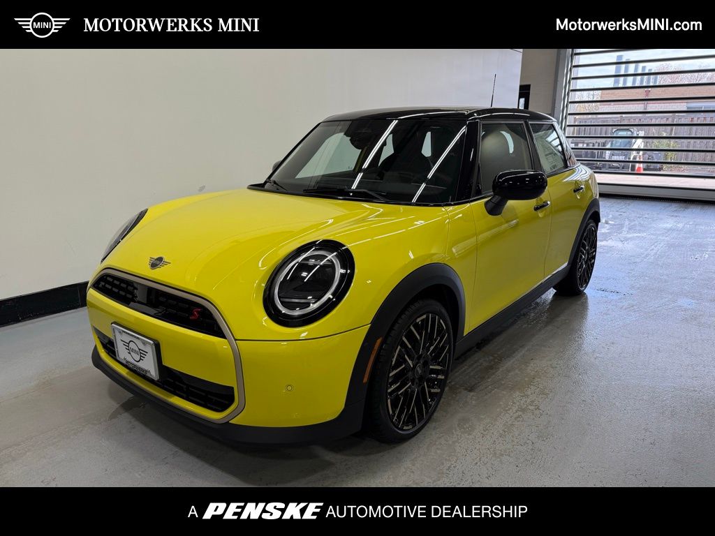 2025 MINI Hardtop 4 Door