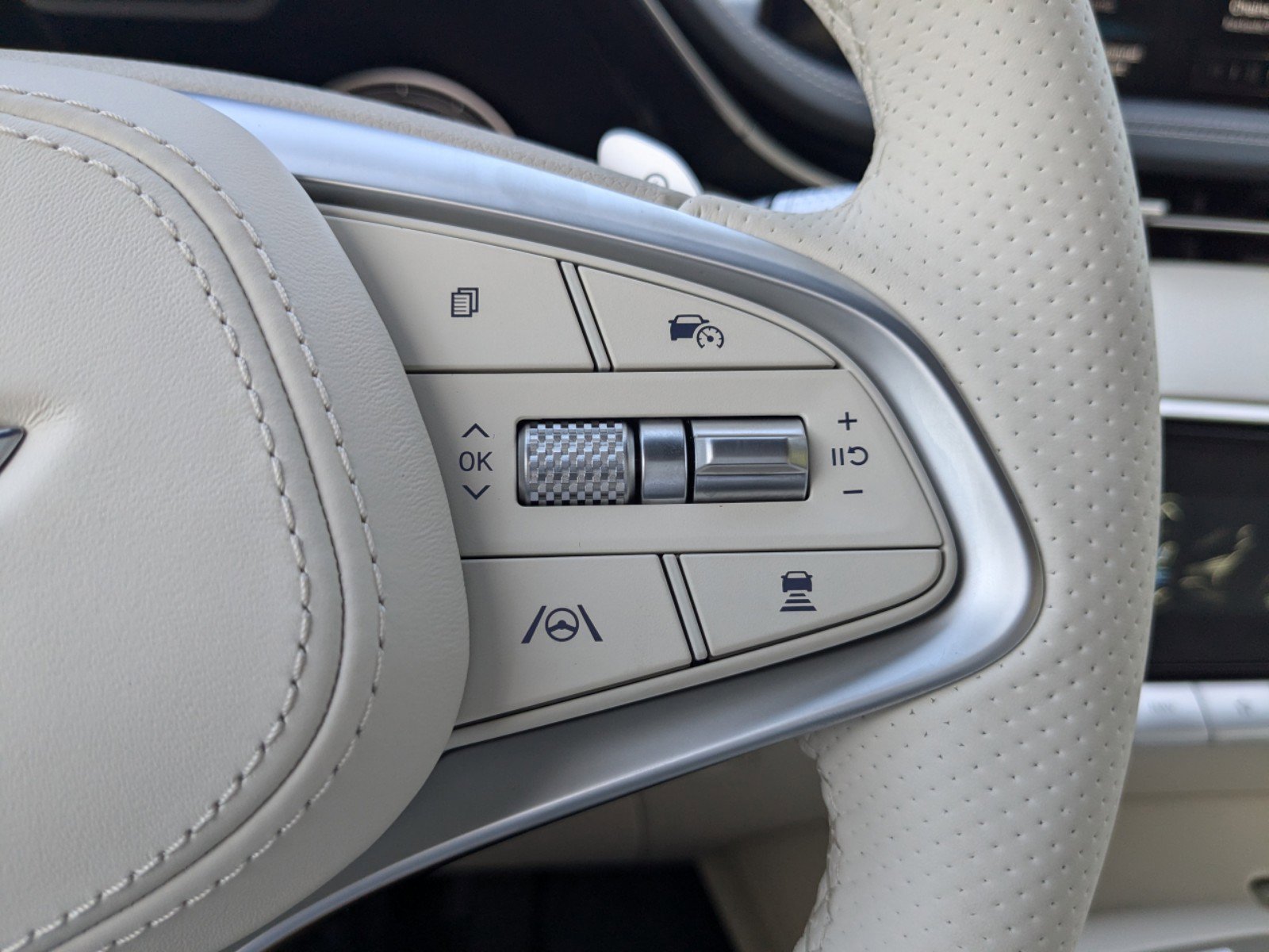 2025 Genesis Electrified GV70 Prestige photo 21